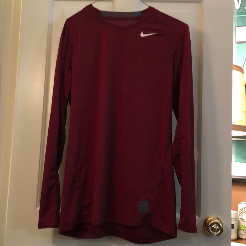 nike longnsleeve